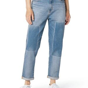 Women’s Signature by Levi Strauss Blue Boyfriend Jeans Slim Fit Rolled Cuffs